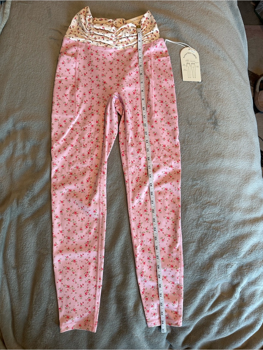 NWT Blogilates Ruched Waist Legging - Pink Floral Print - Picture 6 of 13